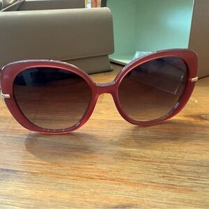 New Burgundy Burberry sunglasses